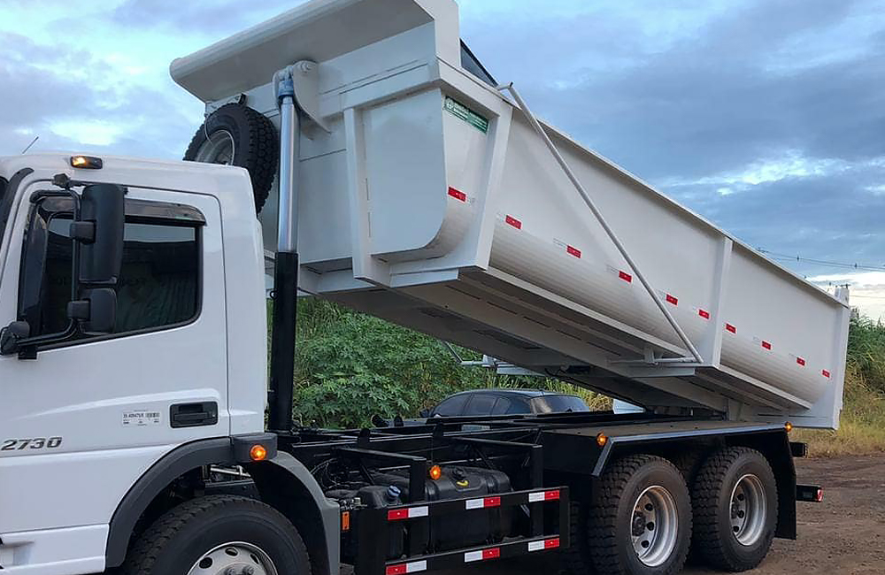 Caçamba Basculante 5m³