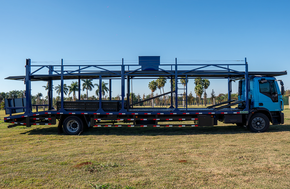 Cegonha para Transporte Pesado de Veículos e Máquinas