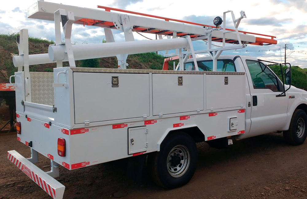 Escada Giratória com Malão