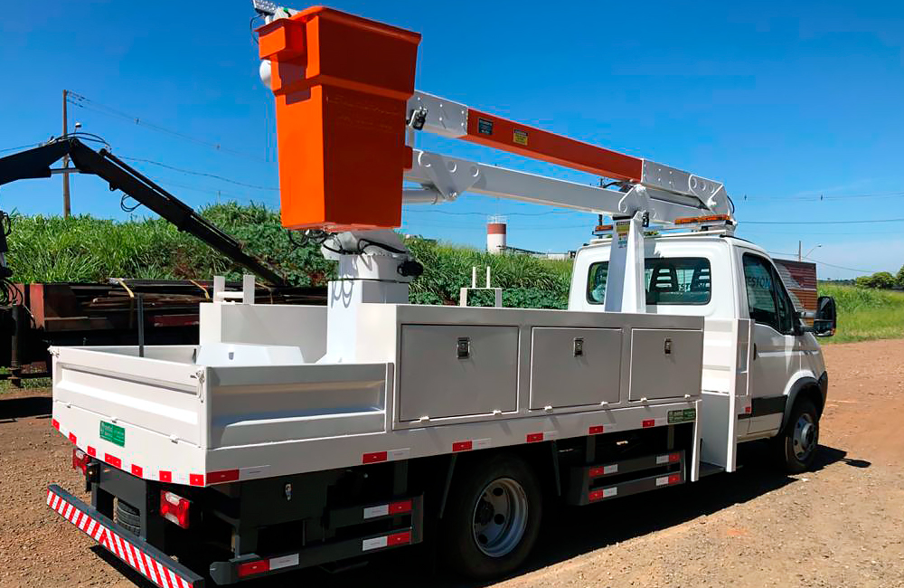 Cesto Aéreo Acoplado Isolado